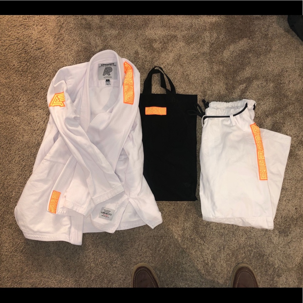 Albino & Preto Brazil Series 6 kimono jiu-jitsu